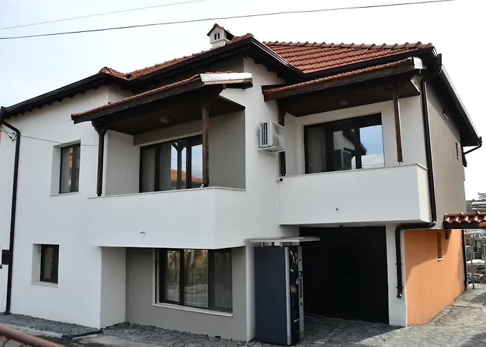 Boris House Ognianowo